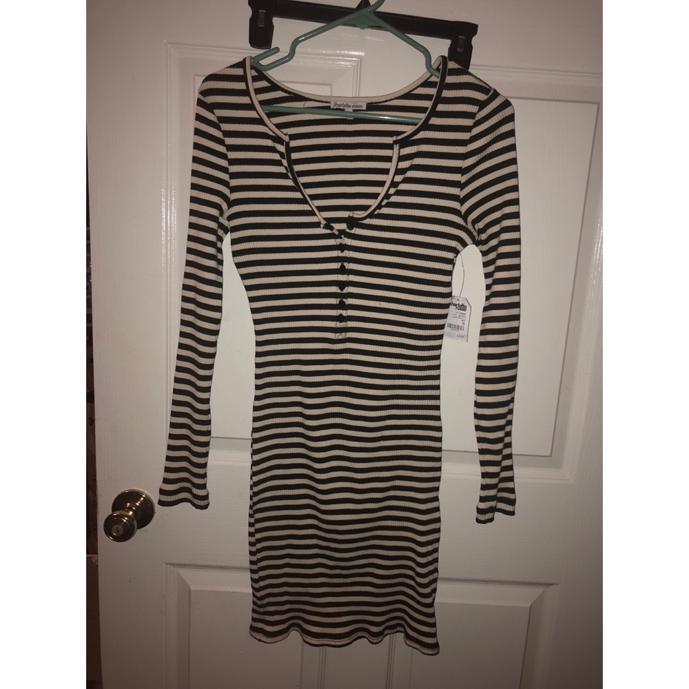 Dress Size M - Picture 1 of 1